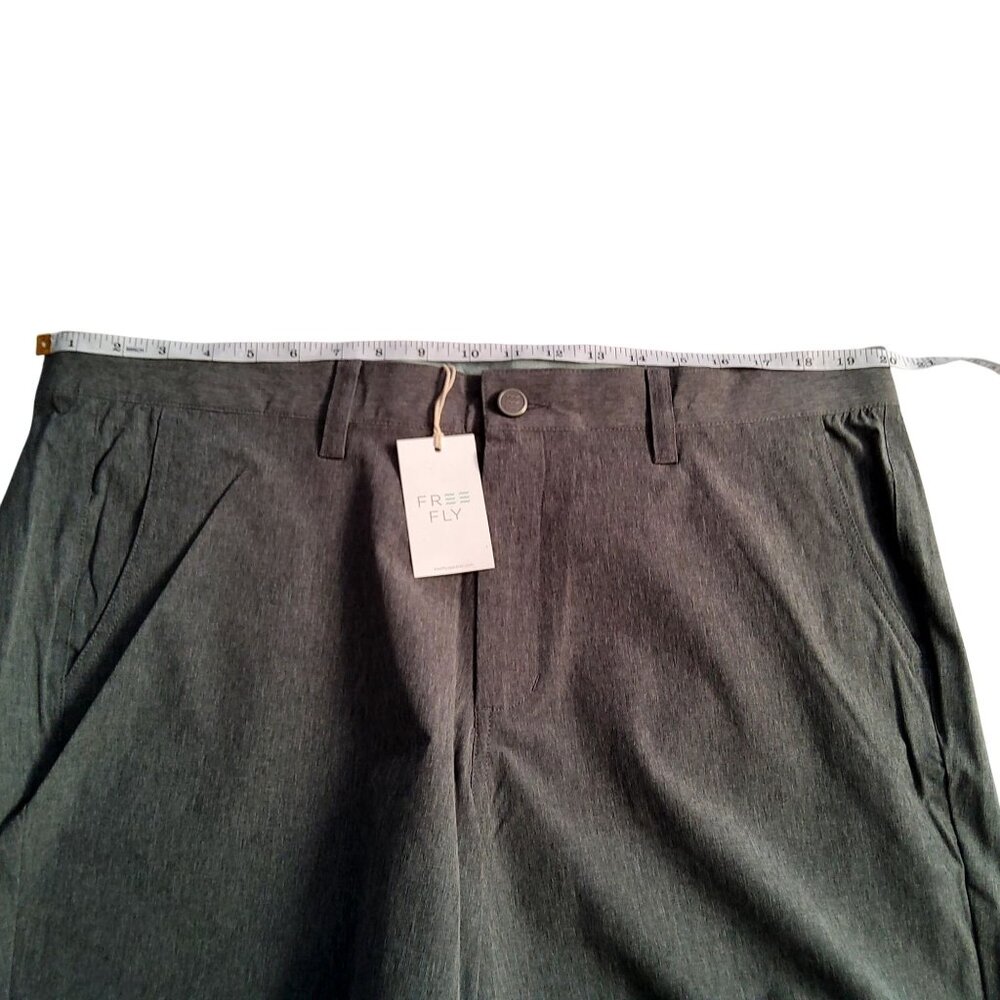 Free Fly Mens Stretch Shorts Functional Side And Back Pockets Size 38 Gray - Picture 5 of 6